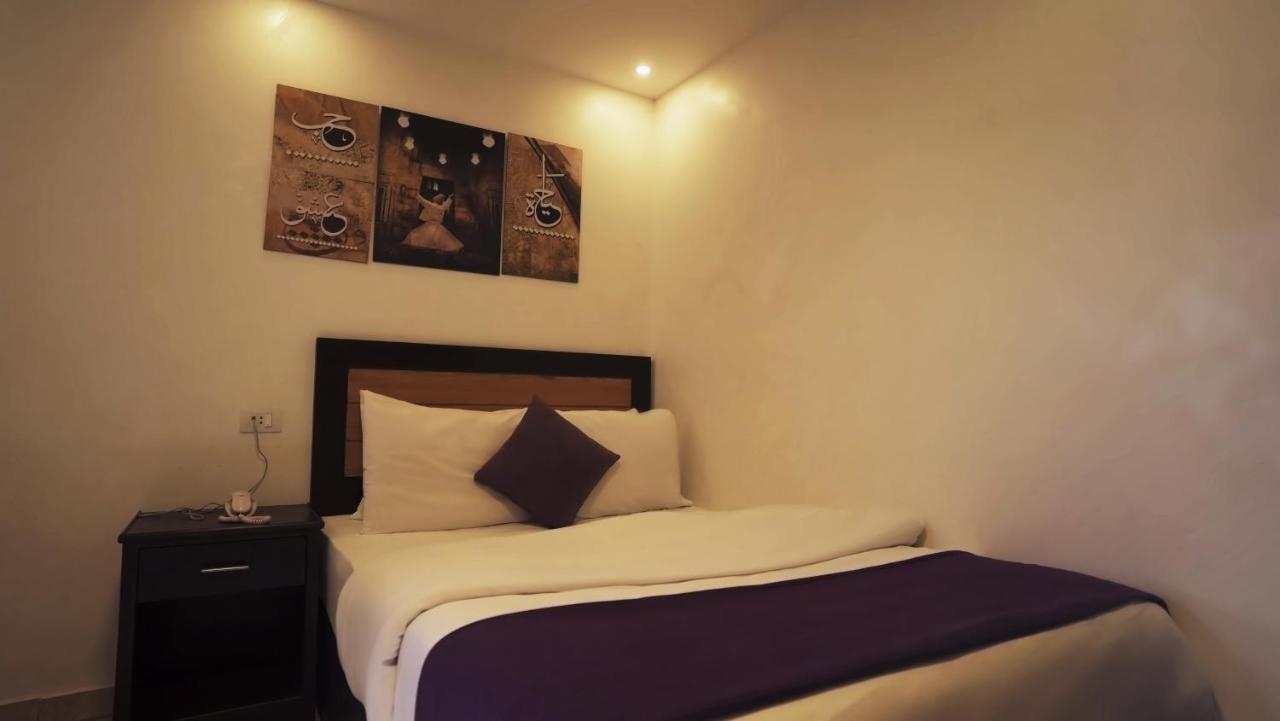 Aparthotel Galaxy Royal 3*